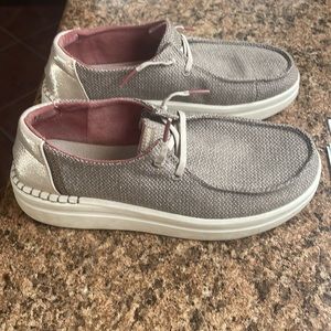 Wendy high rise hey dude